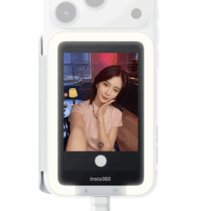 INSTA360 Snap Selfie Screen With Light